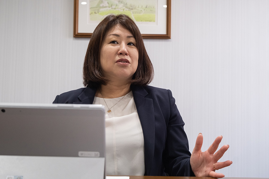 画像:人財サポート部・新本副部長